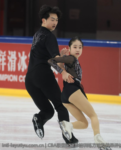 CBA联赛队伍体能训练方法及效果评估